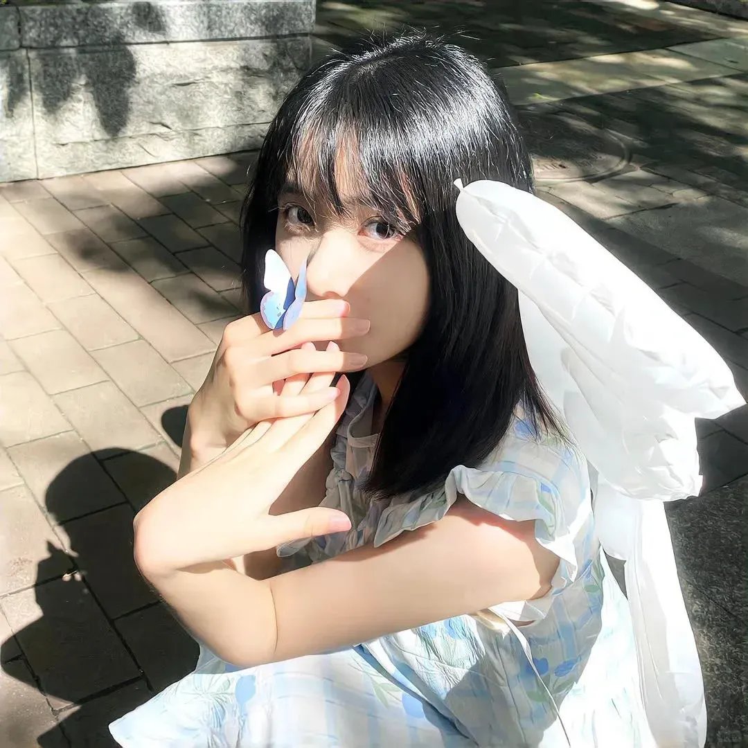 一个新足球